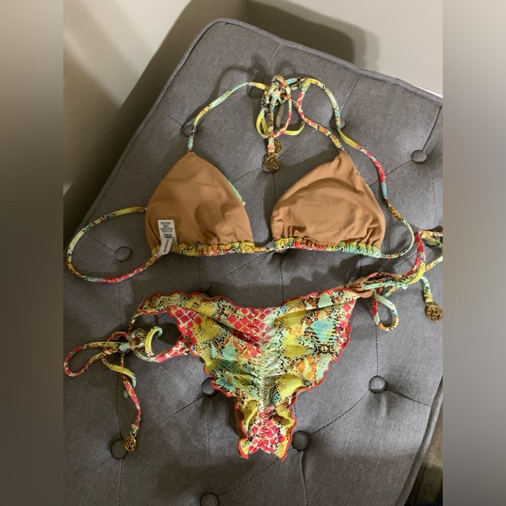 Luli Fama Bikini set - Picture 2 of 3